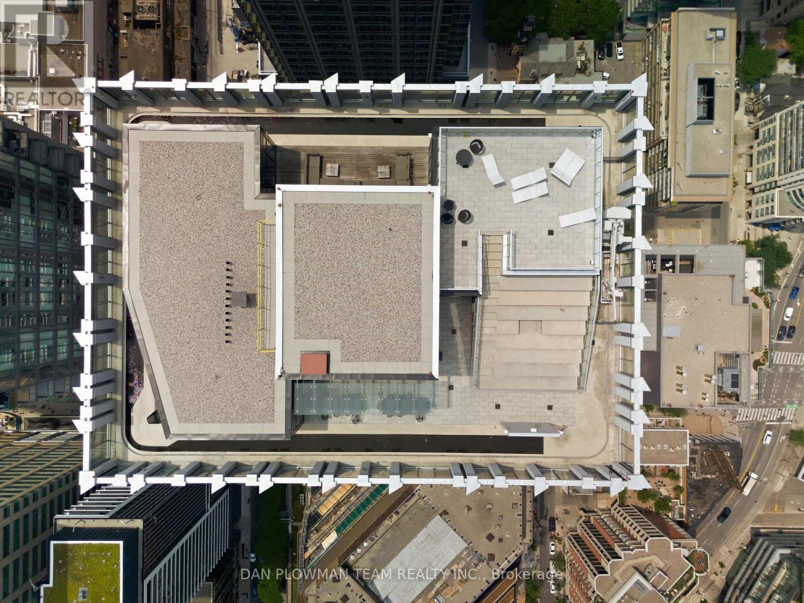 #901 1 YORKVILLE AVENUE - Image 42