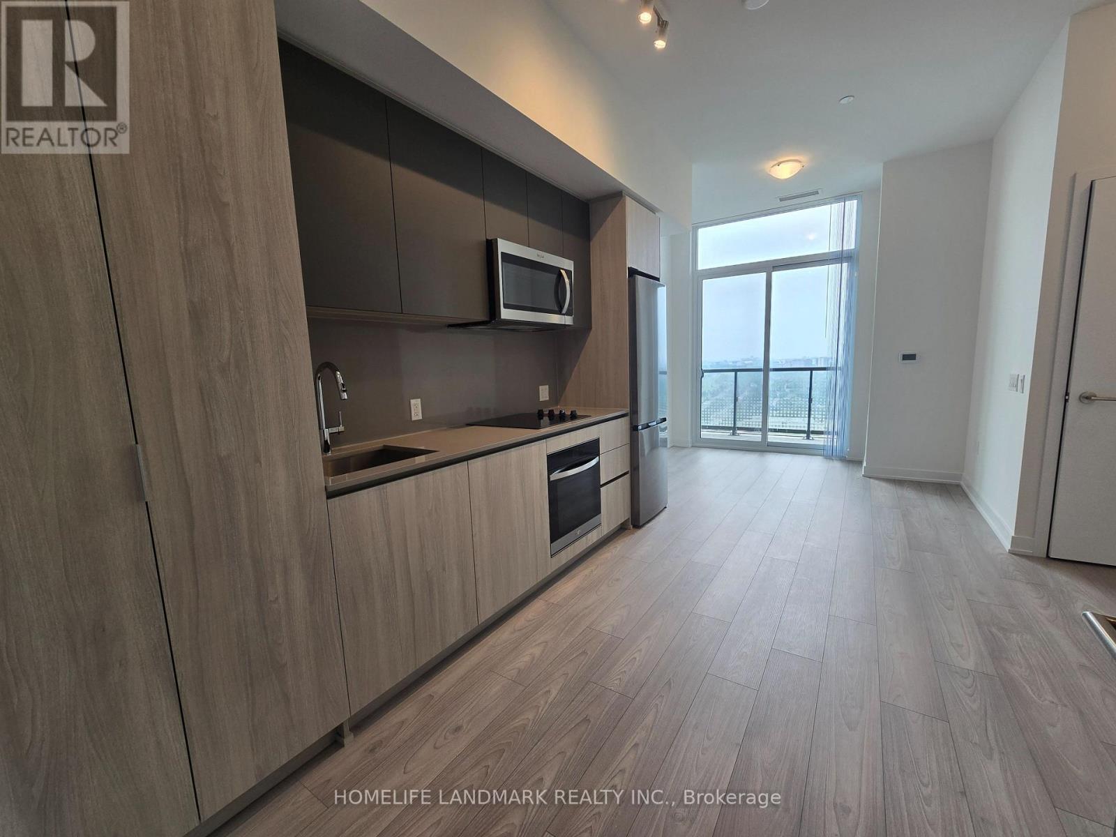Photo of 5858 yonge Street
