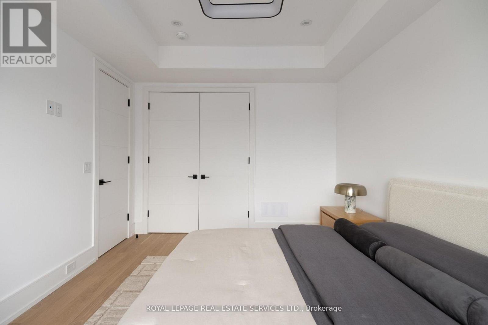 237 BEDFORD PARK AVENUE - Image 26