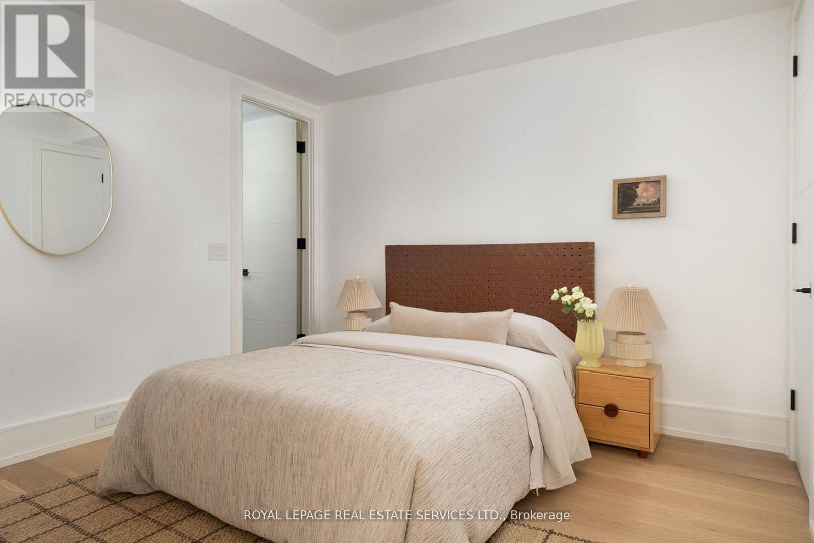 237 BEDFORD PARK AVENUE - Image 28