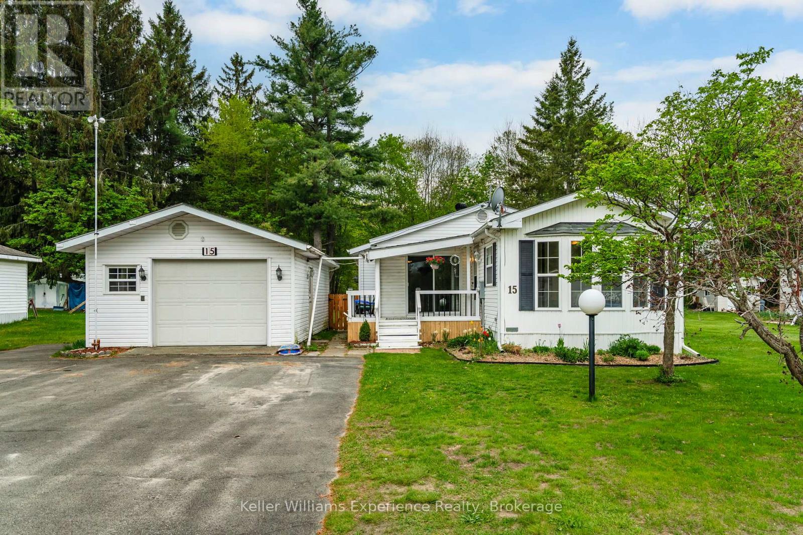 #15 5411 ELLIOTT SIDE ROAD - 2