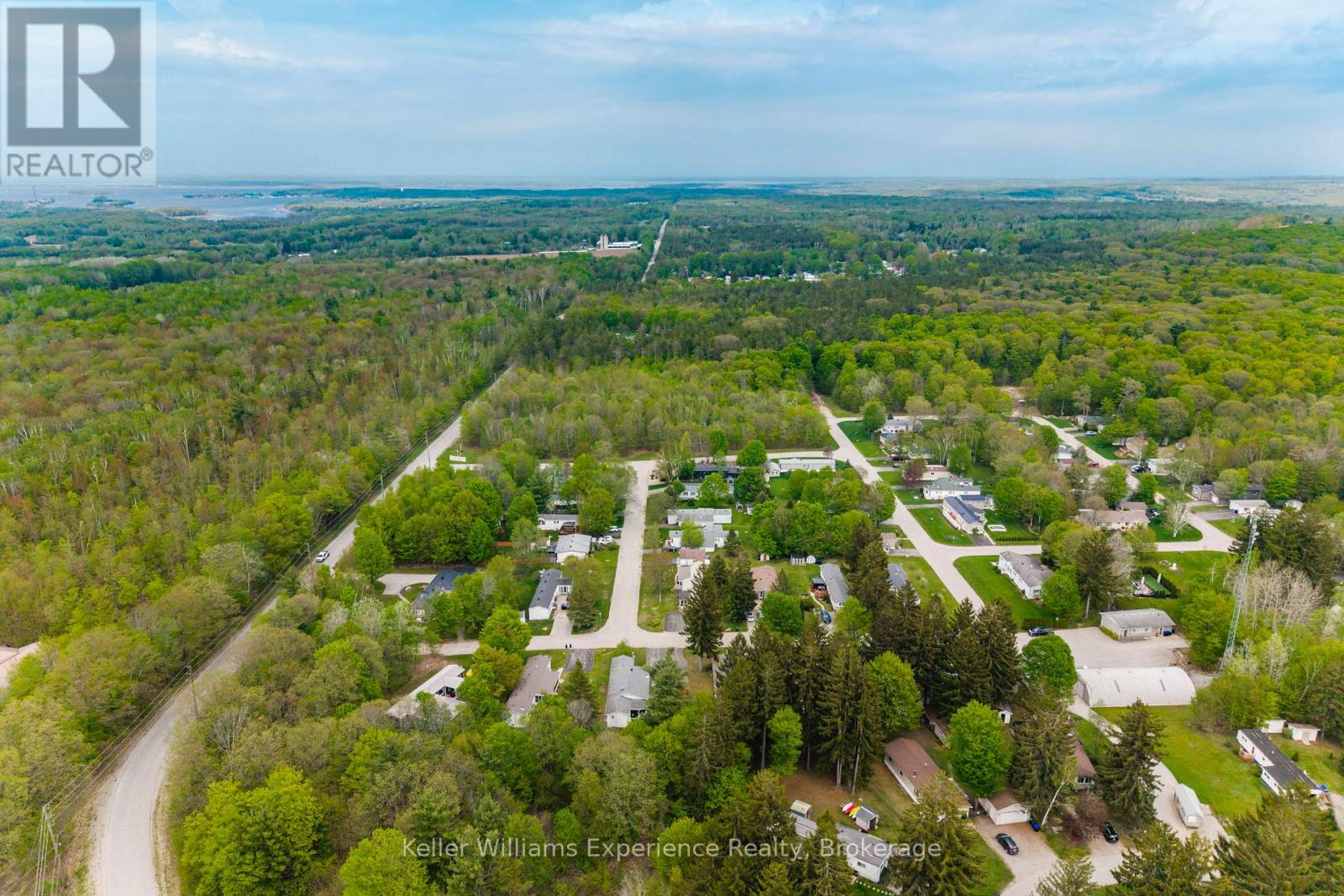 #15 5411 ELLIOTT SIDE ROAD - 37