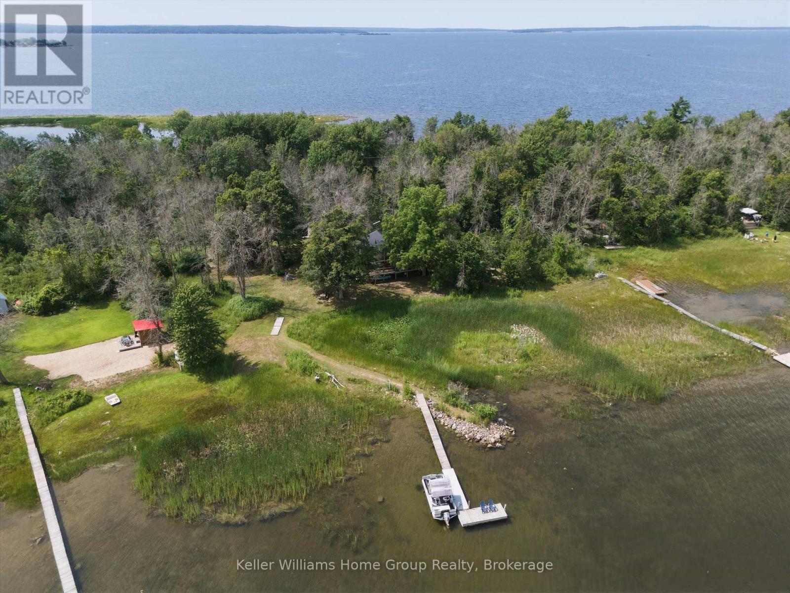 10 & 11 METHODIST ISLAND - Image 44