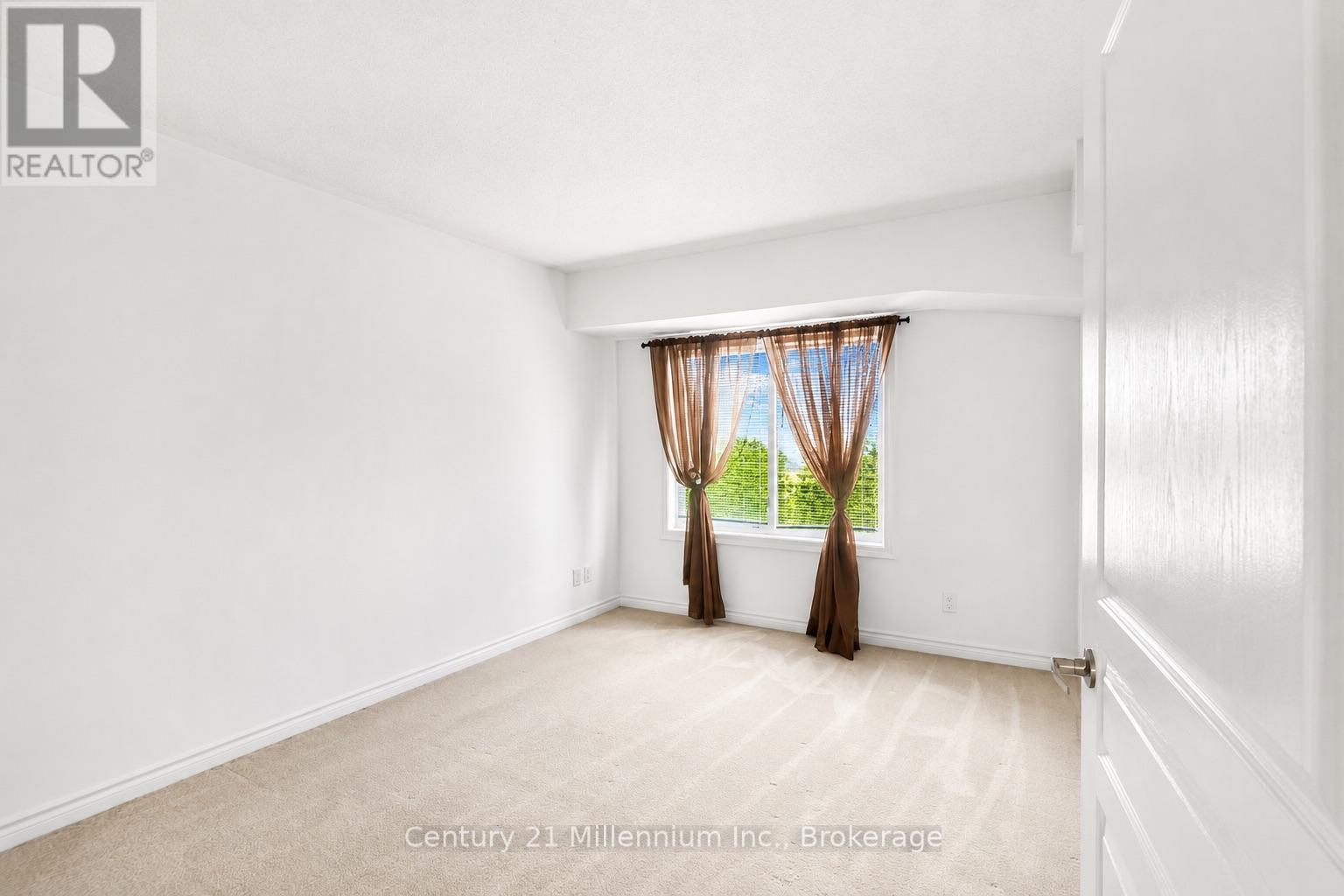 #204 10 BRANDY LANE DRIVE - 13