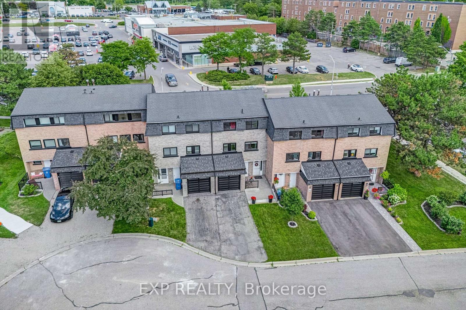 6 POPLAR CRESCENT - Image 45