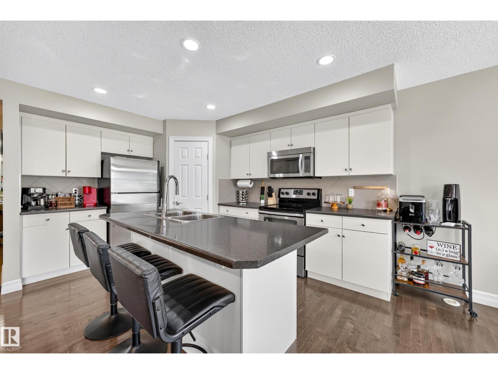 16507 134 ST NW - 10