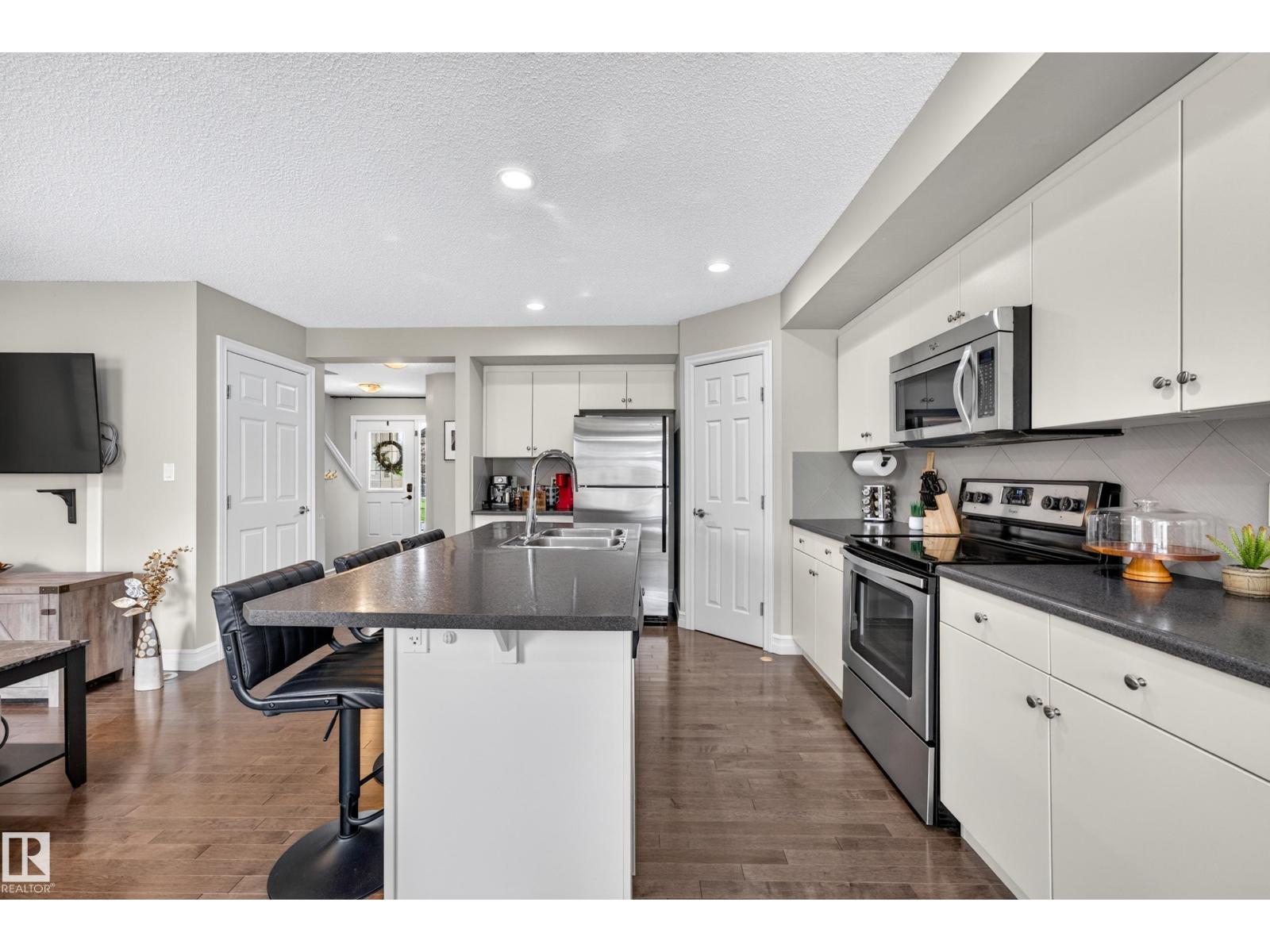 16507 134 ST NW - 11