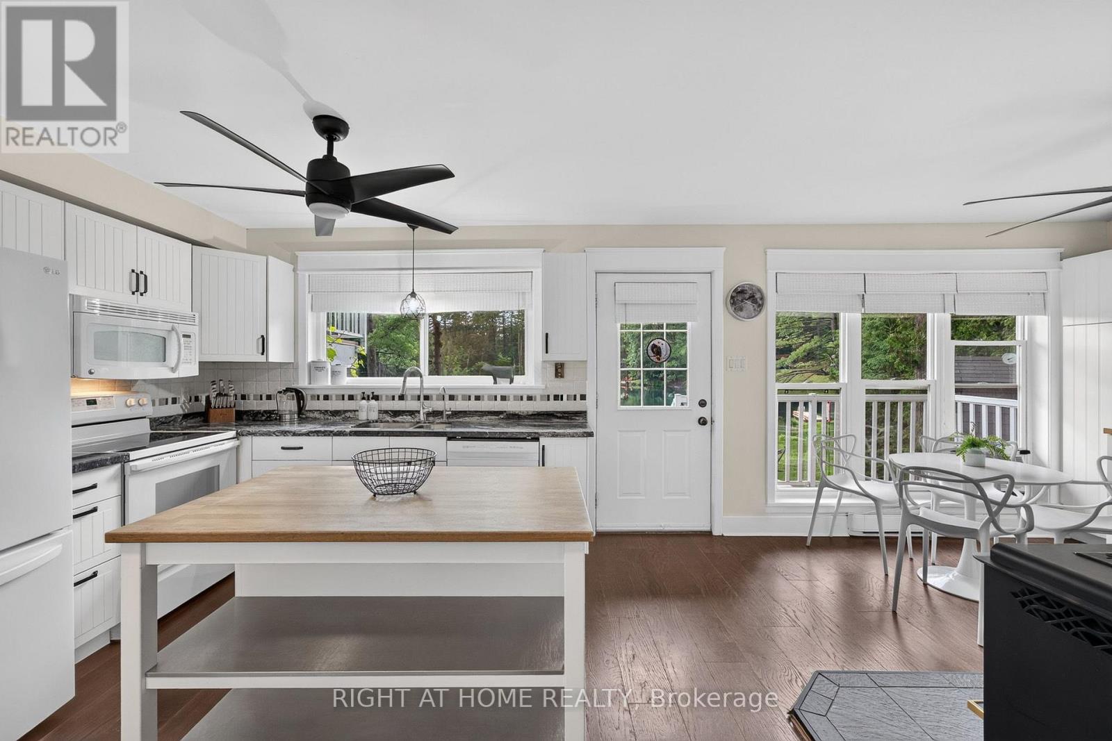 3583 RIVERDALE DRIVE - 15