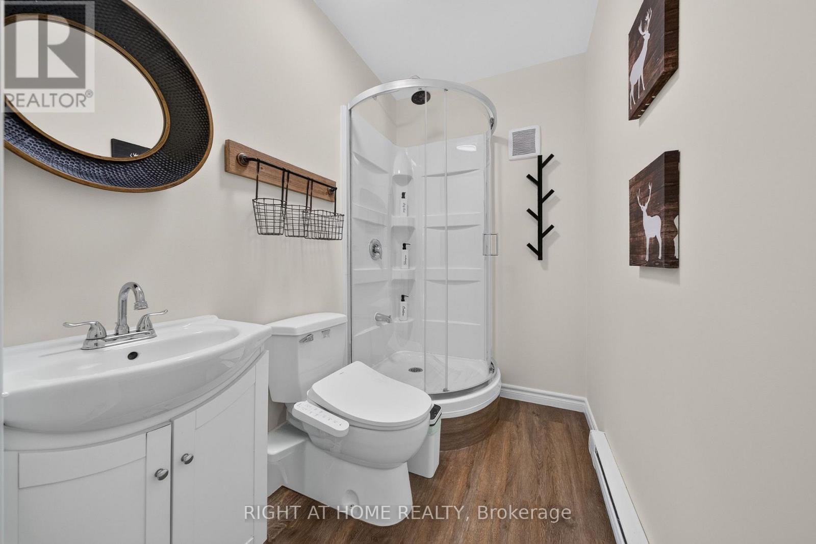 3583 RIVERDALE DRIVE - 32