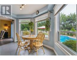 Family room - 3176 Dovetail Mews, Mississauga, ON L5L5K4 Photo 13