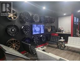 16 - 37 Kodiak Crescent, Toronto, ON M3J3G5 Photo 7