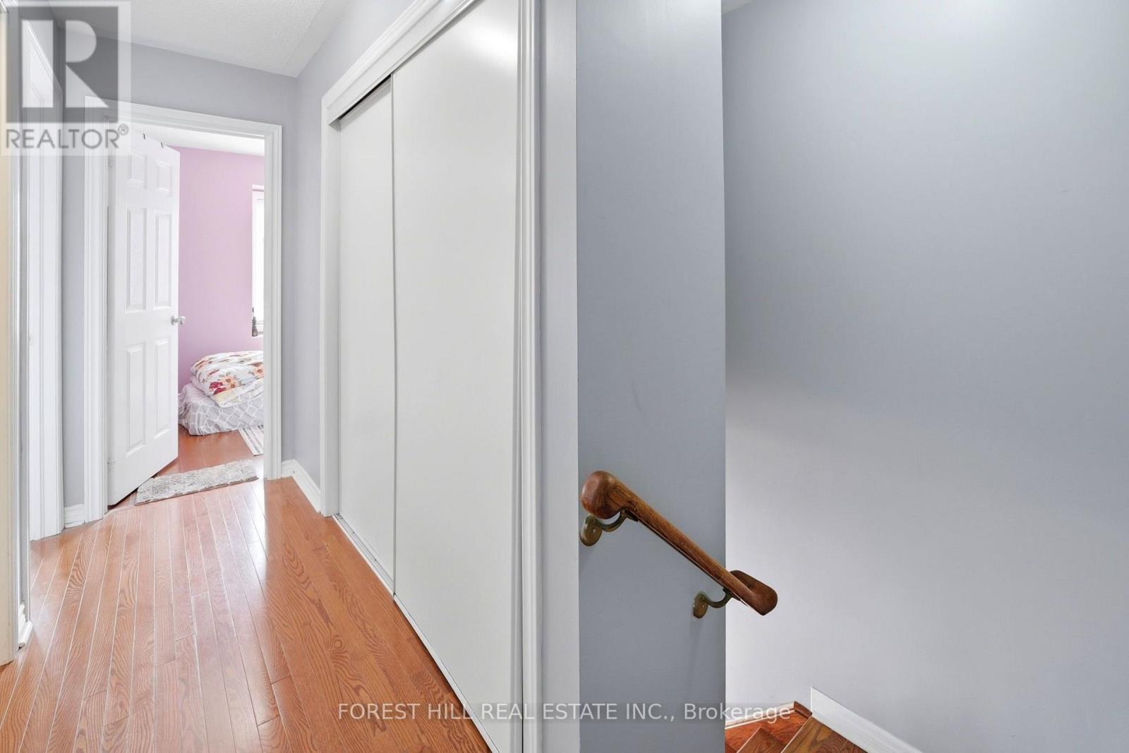 12 LAMBRINOS LANE - 18