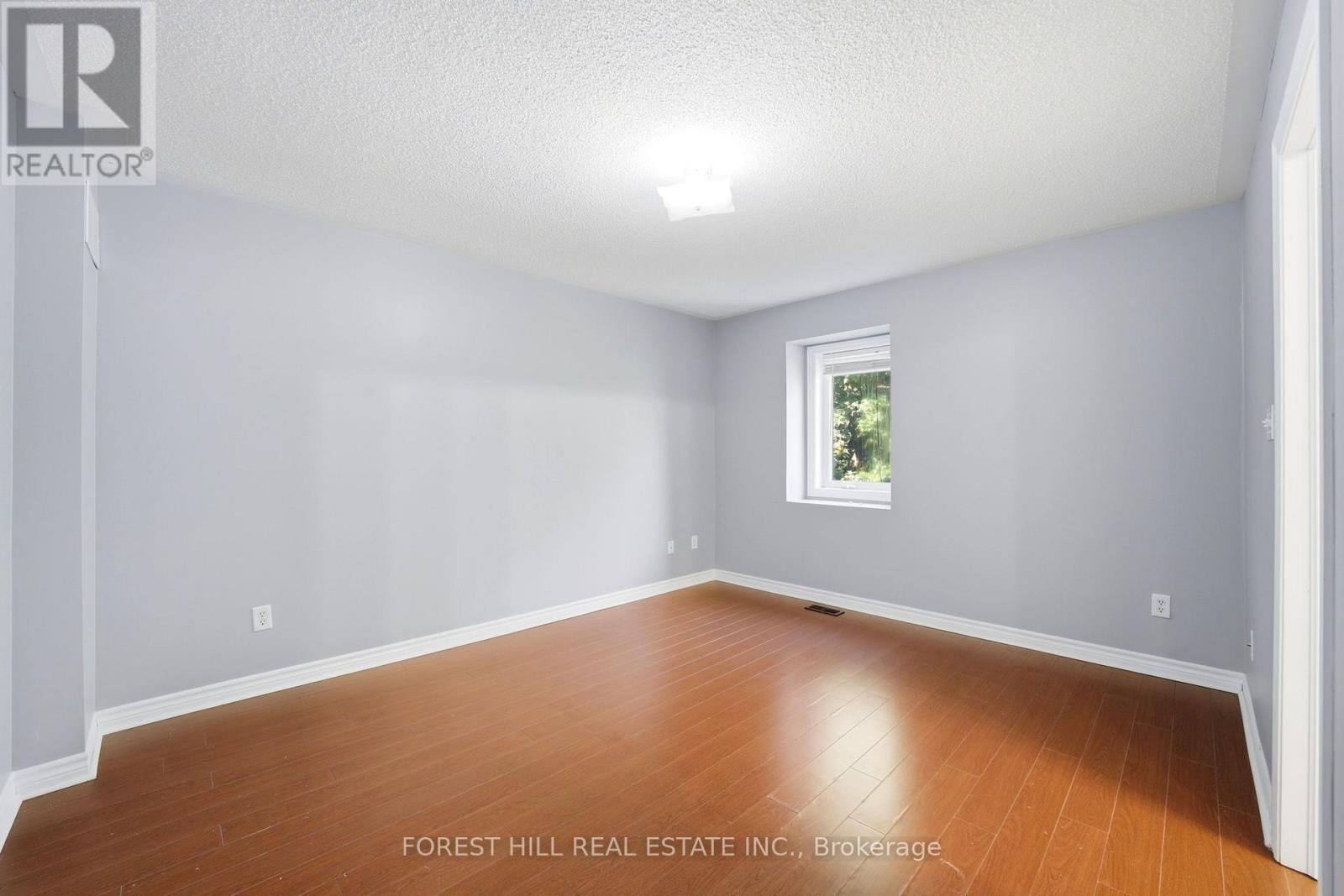 12 LAMBRINOS LANE - 19
