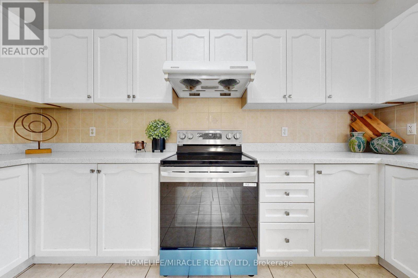 3852 BRINWOOD GATE - 14
