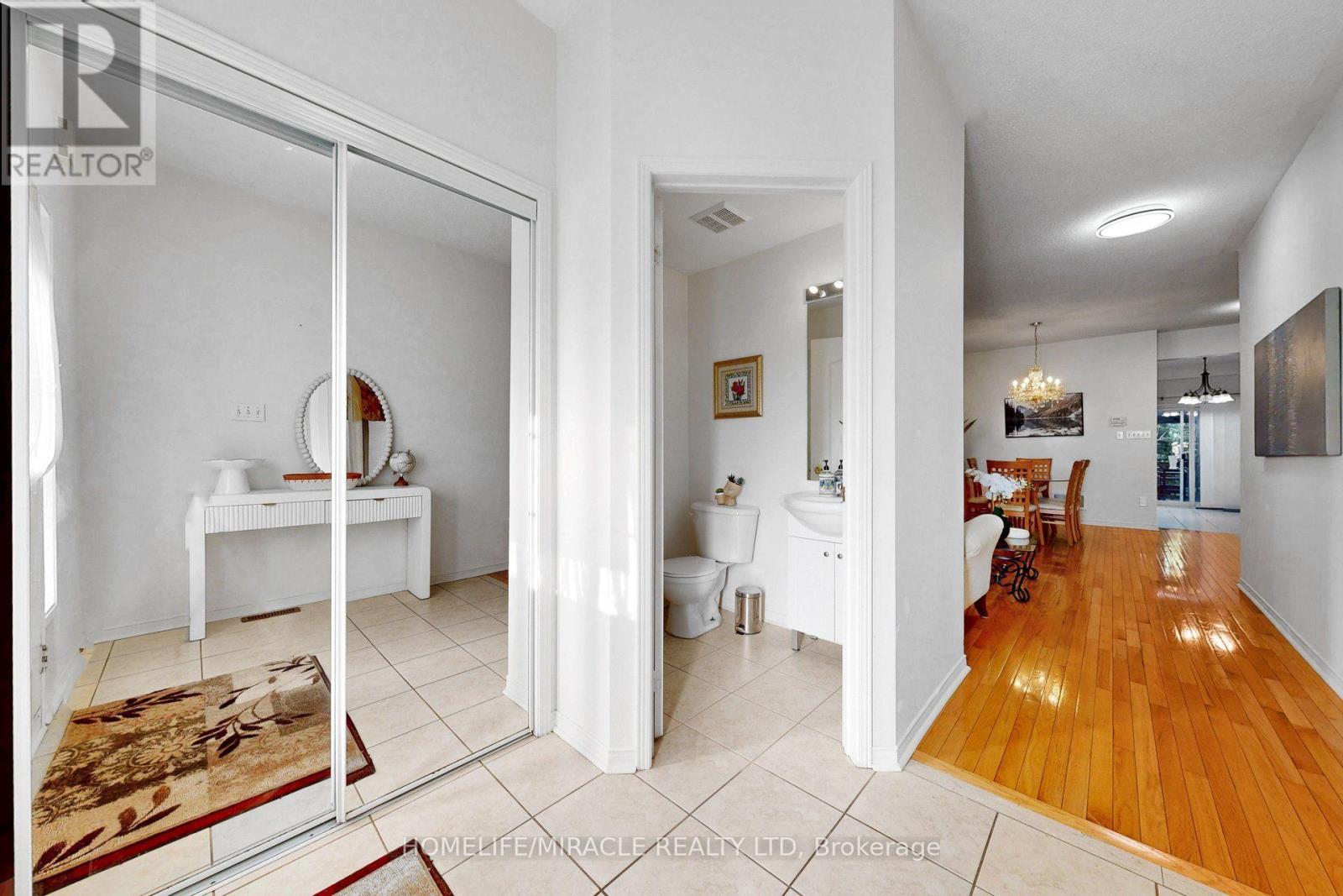 3852 BRINWOOD GATE - 4