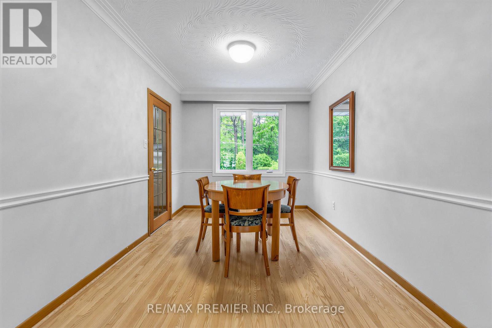 21 HALBADIER PLACE - 10