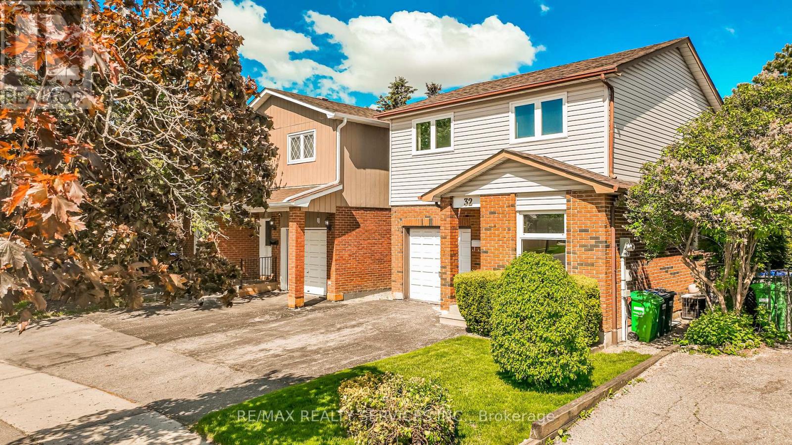 32 WINTERFOLD DRIVE - 2