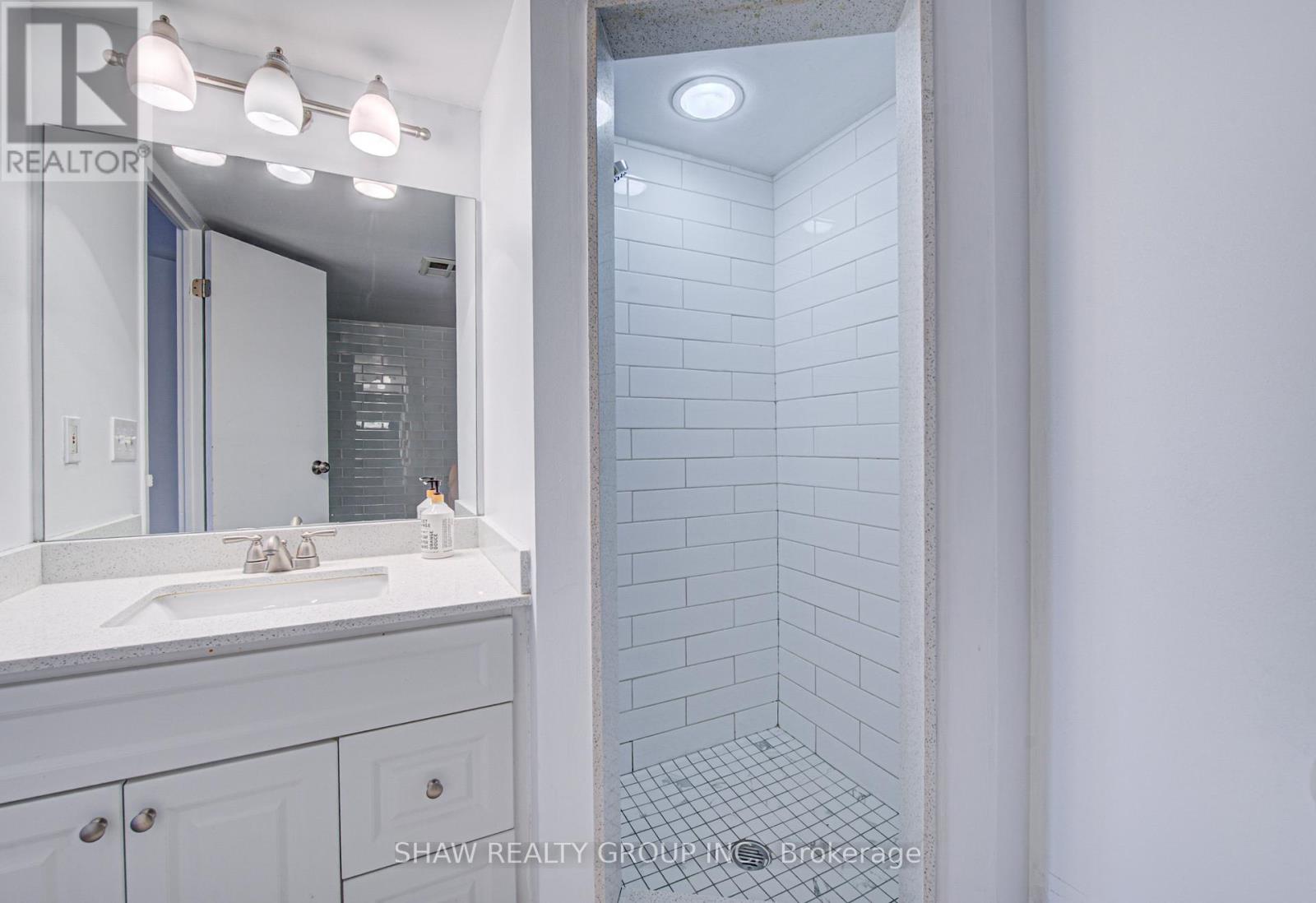 #1109 5 ROWNTREE ROAD - Image 26