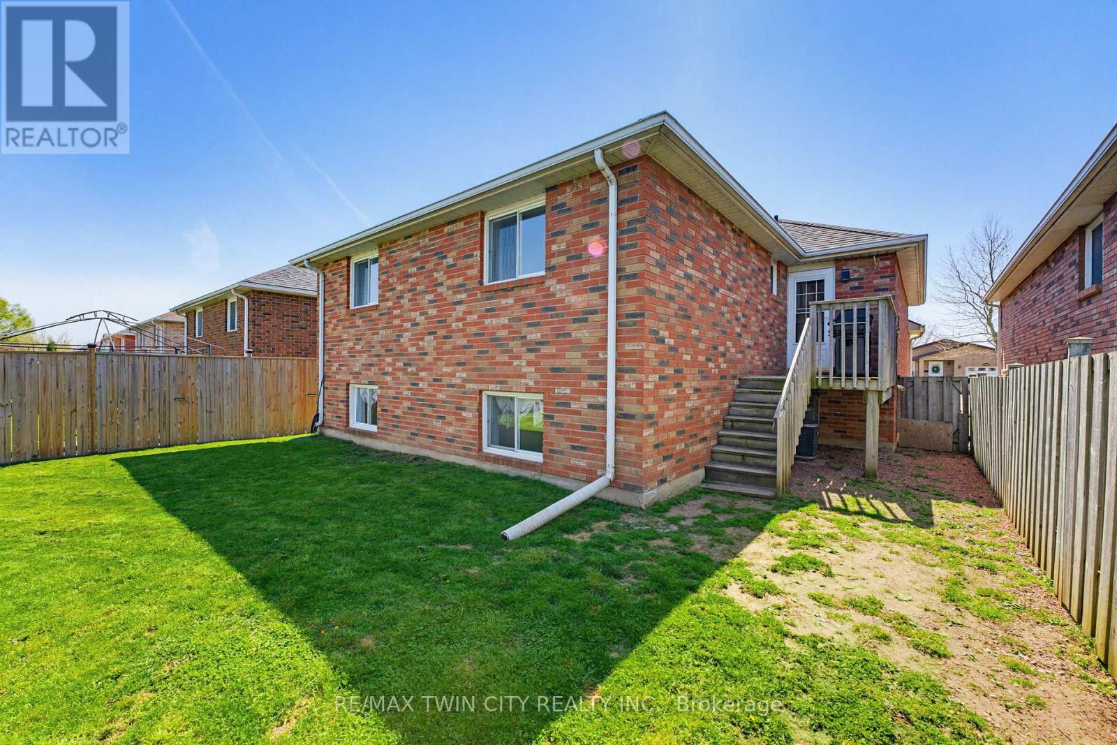 60 ST PATRICK'S DRIVE - 29