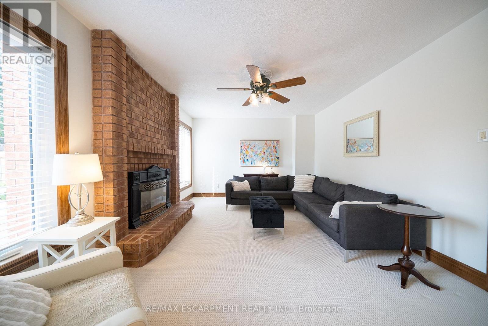 42 MUIRHEAD CRESCENT - 18