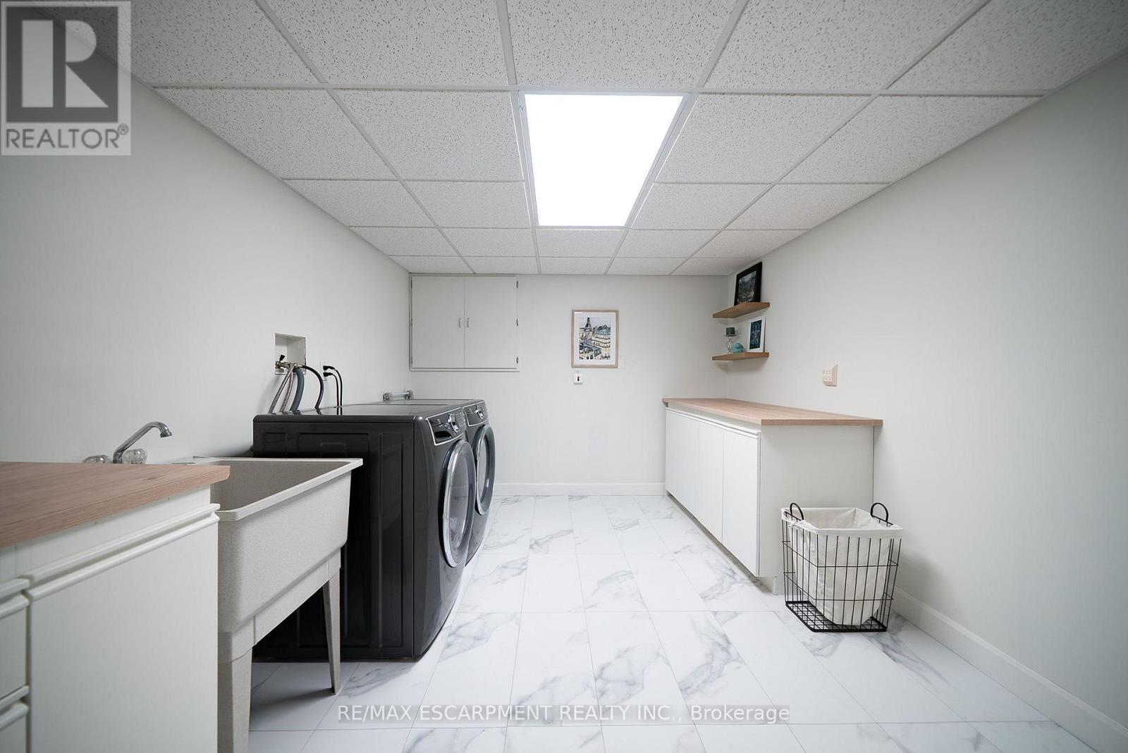 42 MUIRHEAD CRESCENT - 40