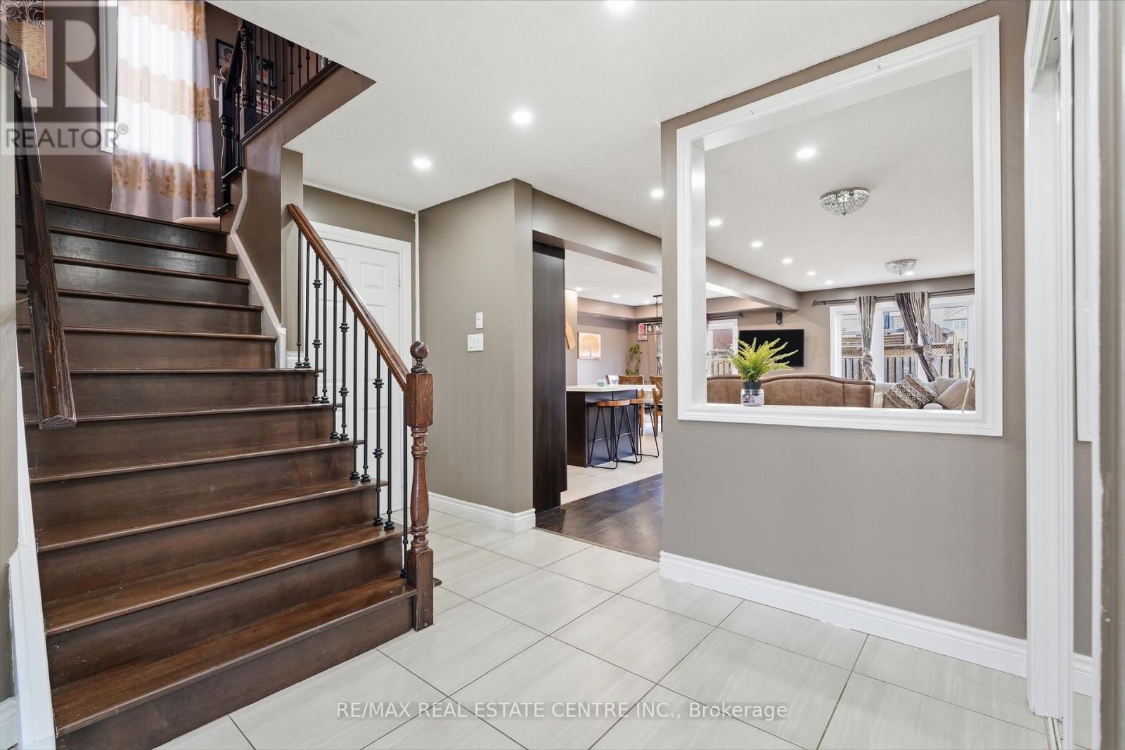 110 GREEN GATE BOULEVARD - 13