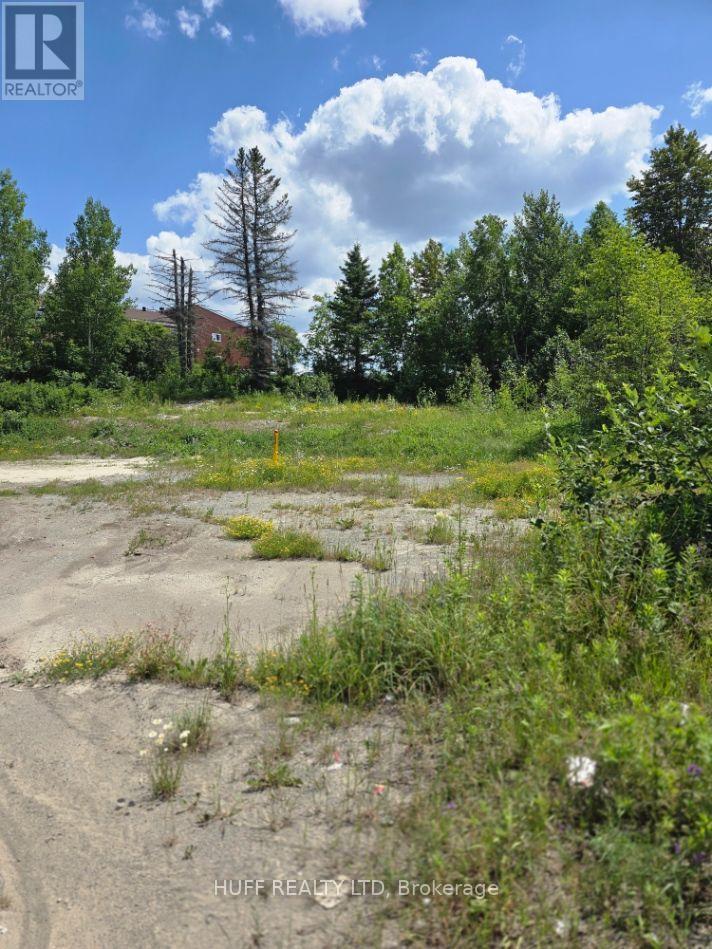 107 Government Road West, Kirkland Lake (KL & Area), Ontario, P2N2E8, Kirkland Lake (KL & Area), Ontario — photo 4 of 5