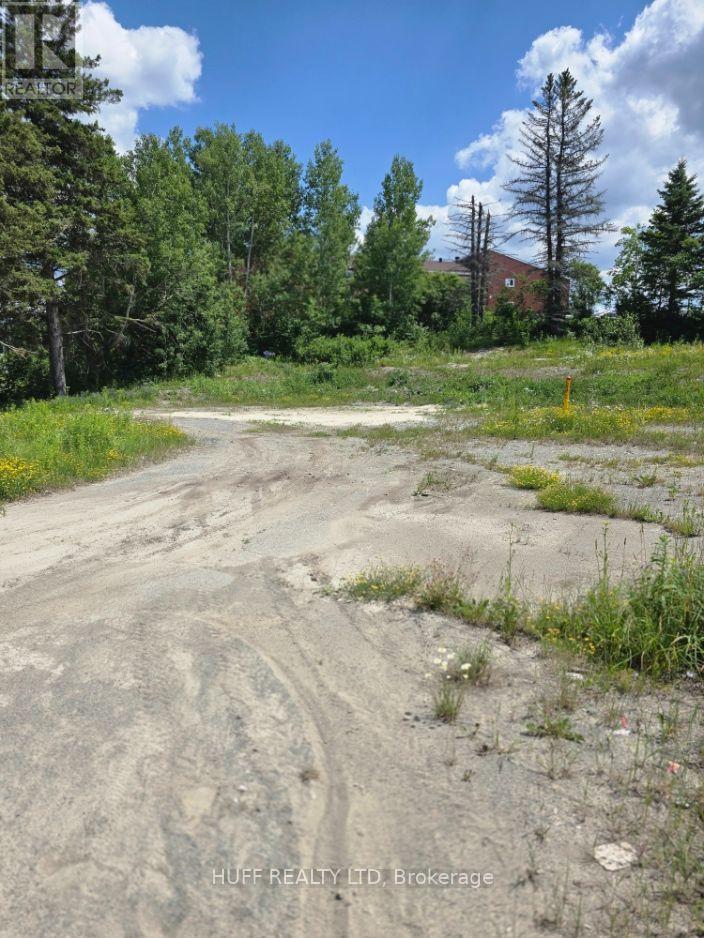 107 Government Road West, Kirkland Lake (KL & Area), Ontario, P2N2E8, Kirkland Lake (KL & Area), Ontario — photo 5 of 5
