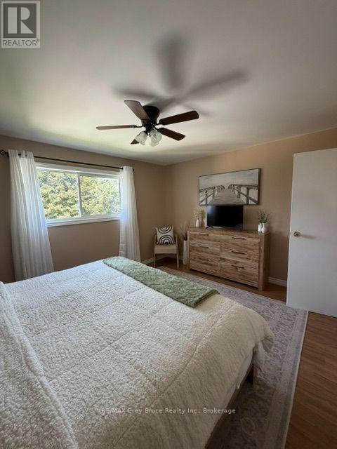 320 8TH \'A\' AVENUE E - 21