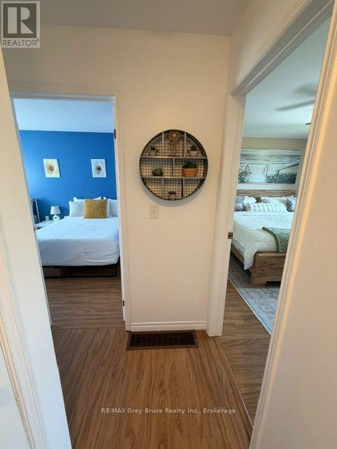 320 8TH \'A\' AVENUE E - 25