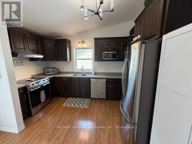 320 8TH \'A\' AVENUE E - 18