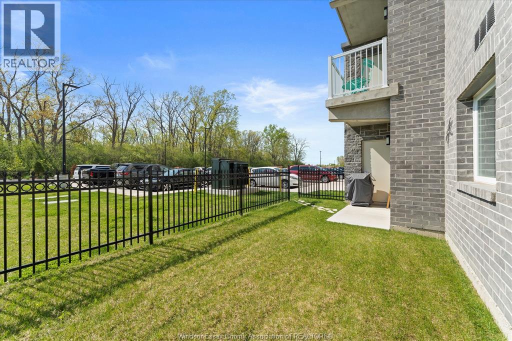 #106 1675 BANWELL ROAD - Image 7