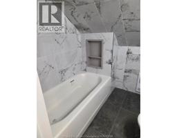 456 Elliot East, Windsor, ON N9A3R9 Photo 8