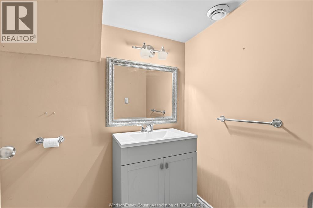 5401 QUEEN ELIZABETH - Image 21