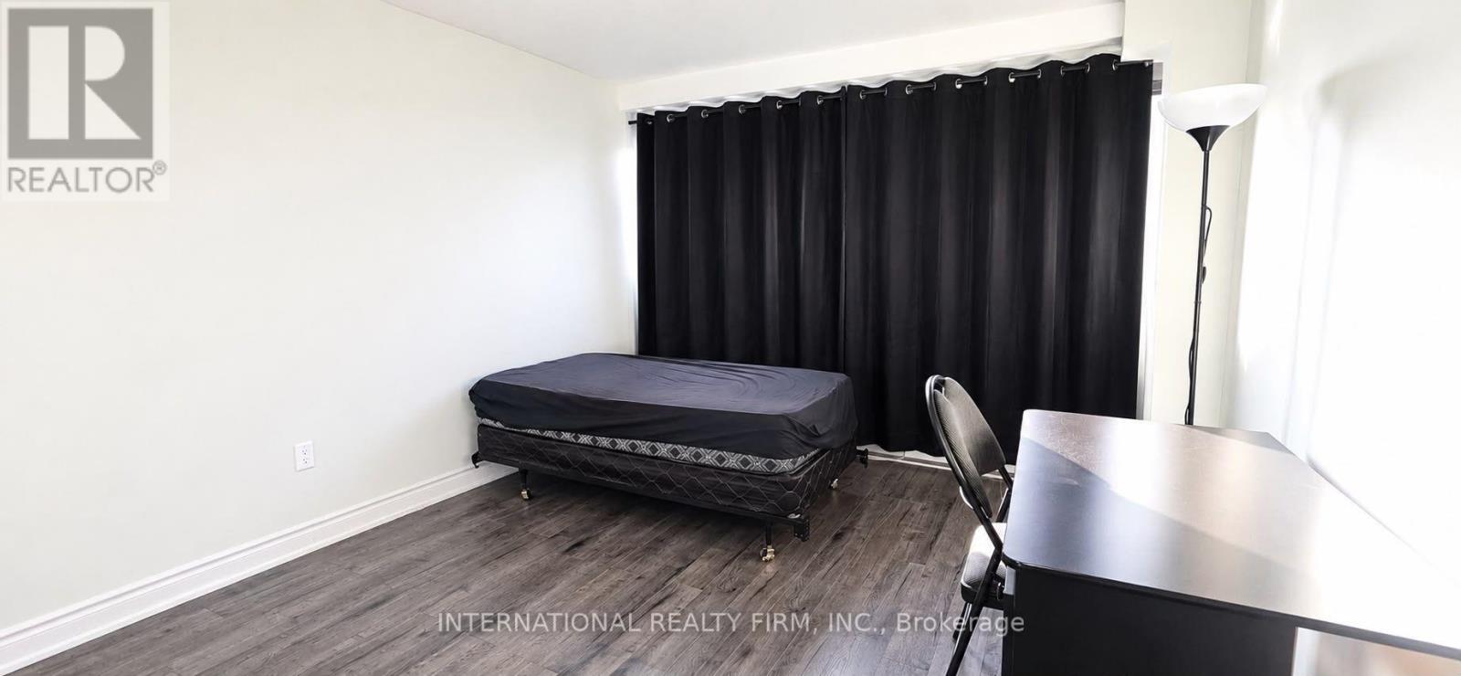 #308 40 SUNNY GLENWAY - 21
