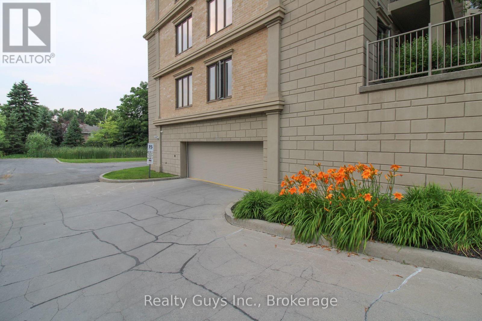 #116 869 CLONSILLA AVENUE - Image 20