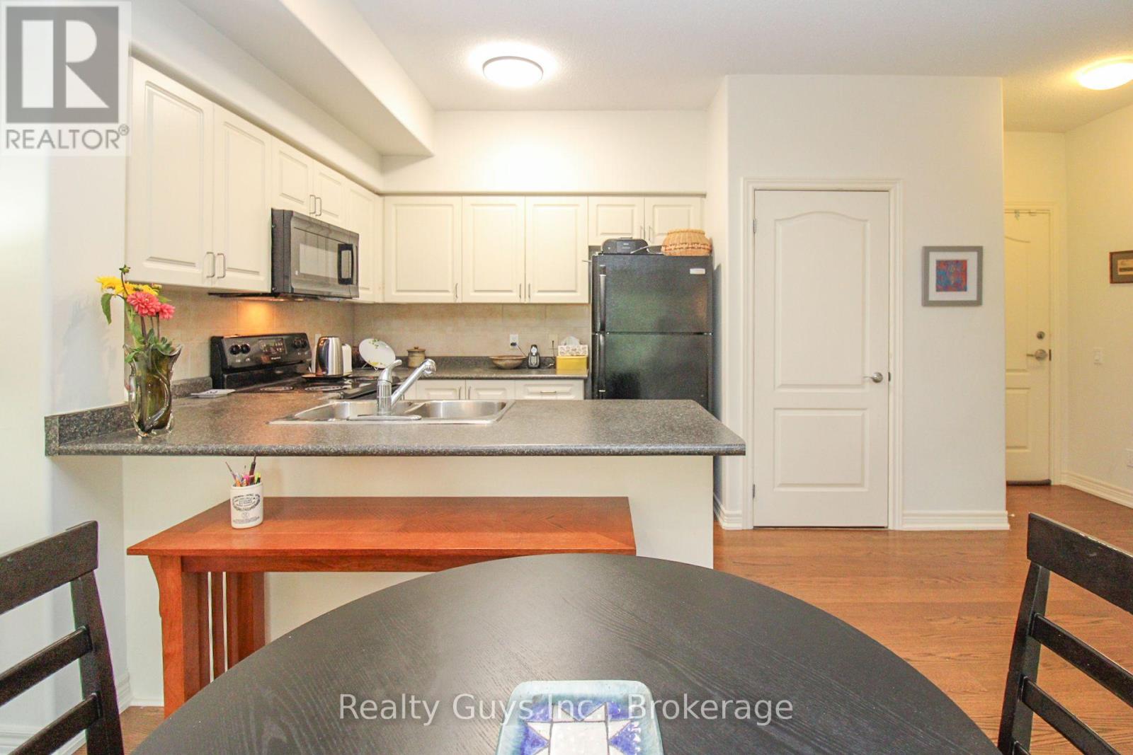 #116 869 CLONSILLA AVENUE - Image 8