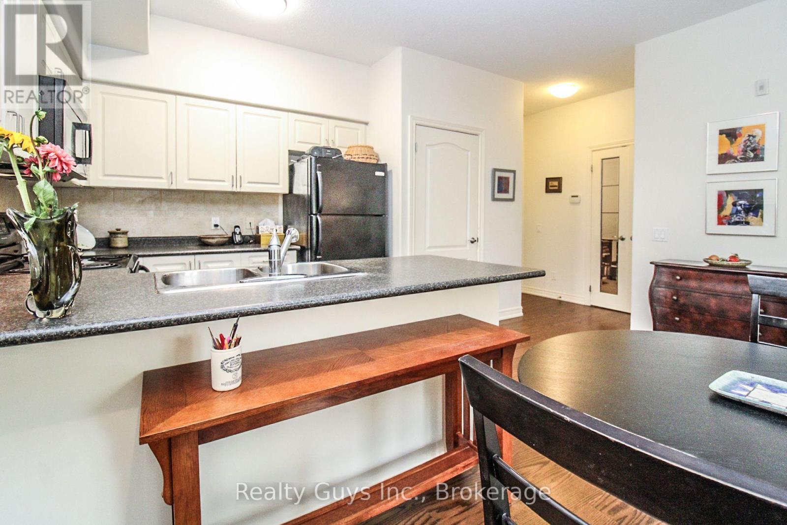 #116 869 CLONSILLA AVENUE - 9