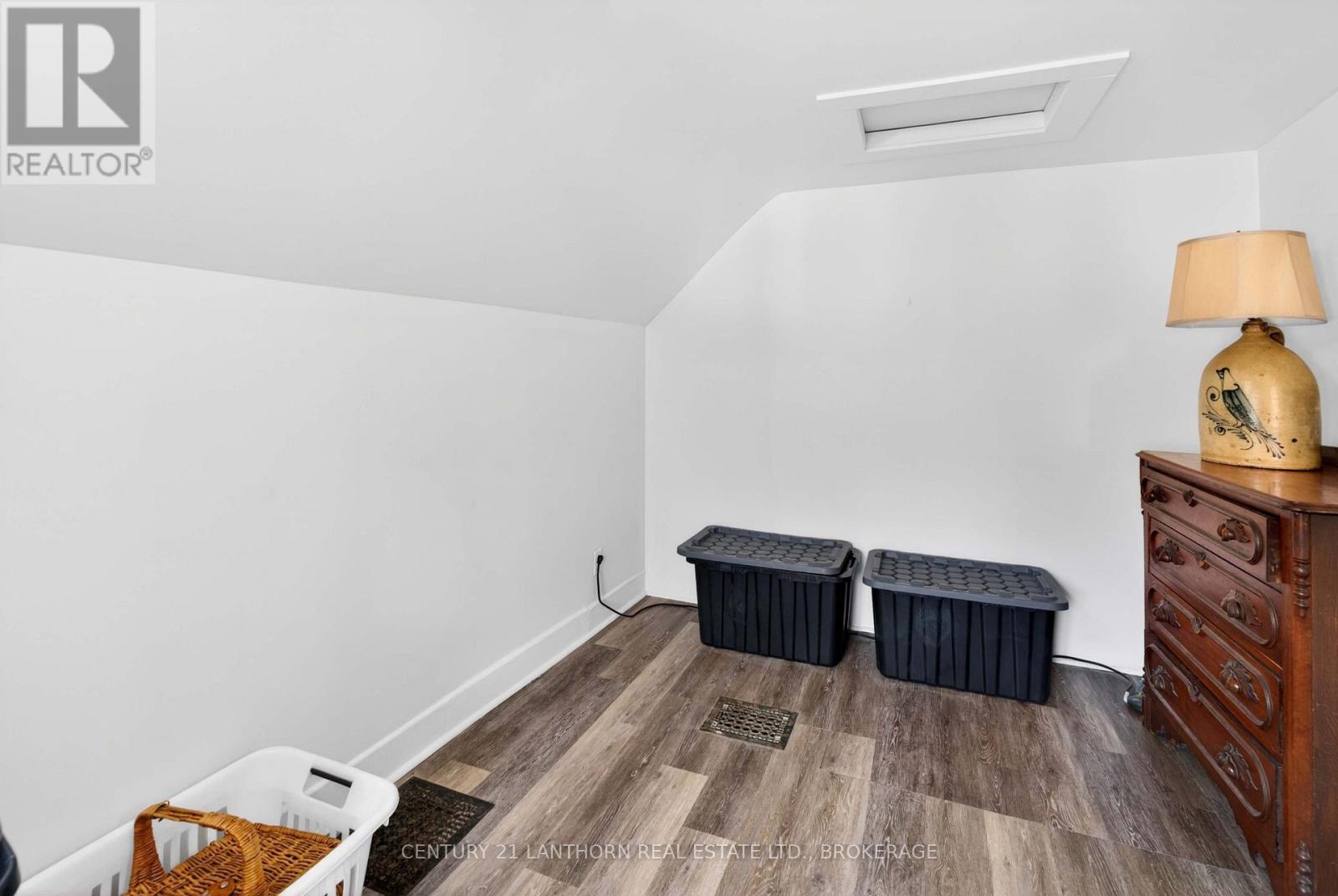23 JENKINS STREET - Image 40