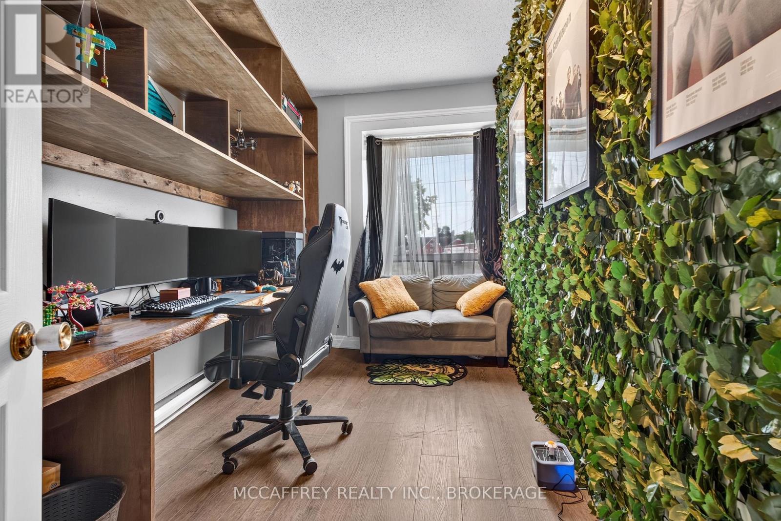 52 MOIRA STREET W - Image 10