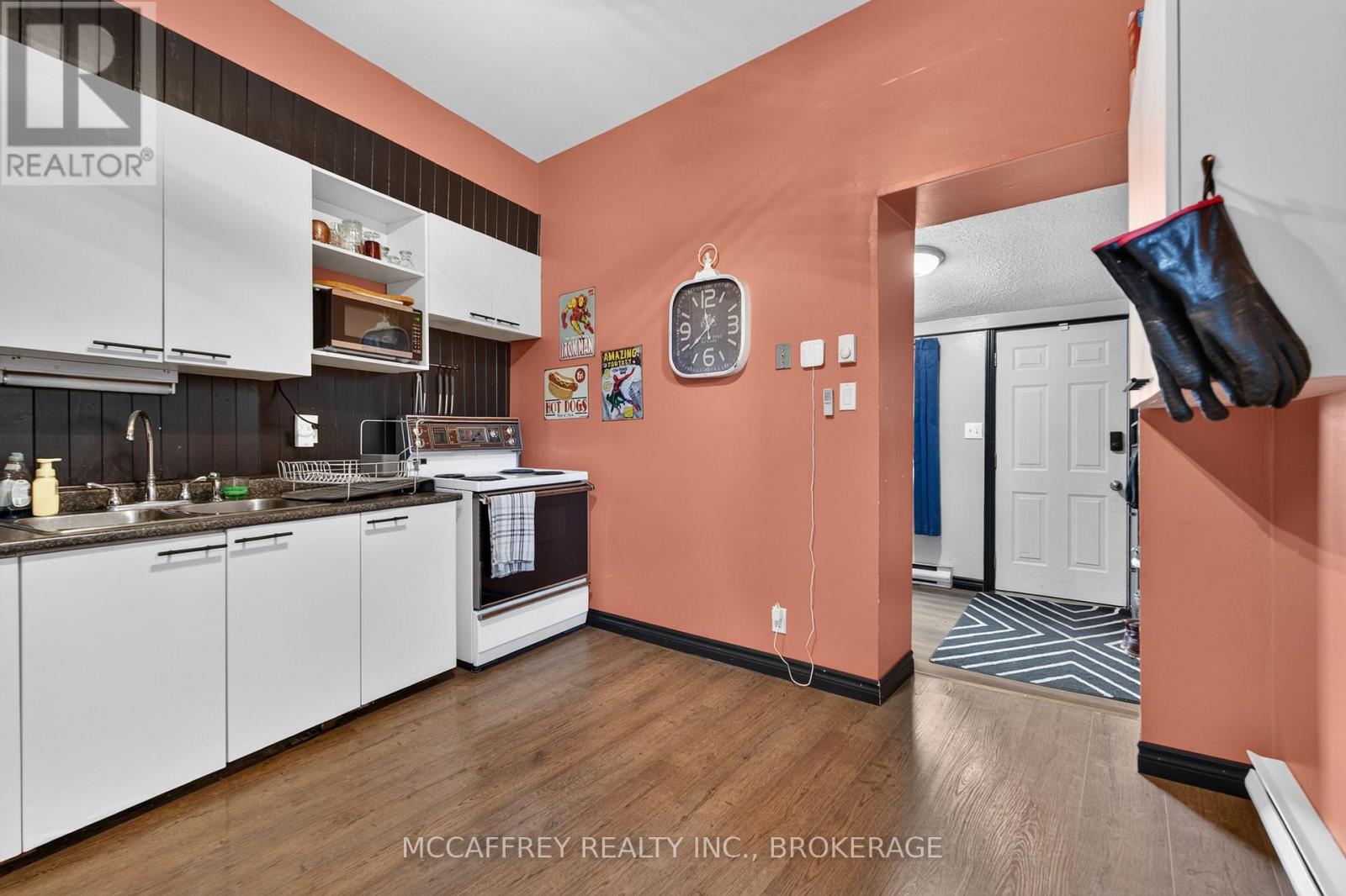 52 MOIRA STREET W - Image 12