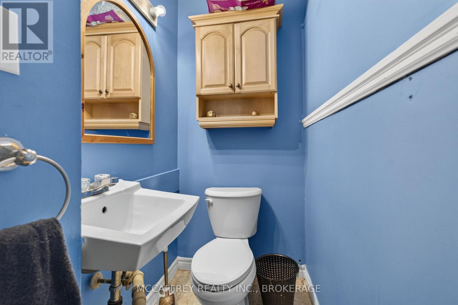 52 MOIRA STREET W - 15