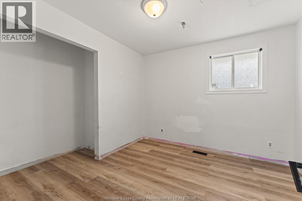 1320 HANSEN CRESCENT - Image 19