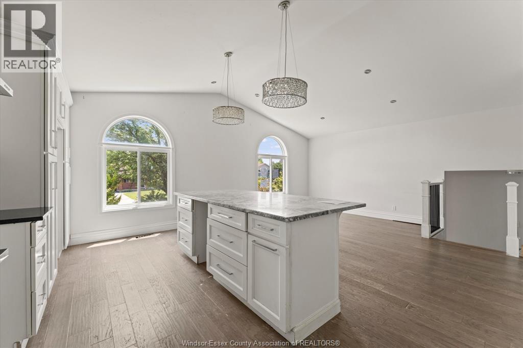 1320 HANSEN CRESCENT - Image 12