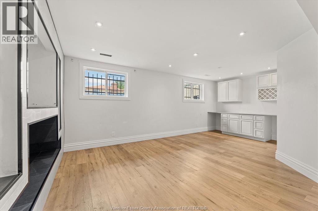 1320 HANSEN CRESCENT - Image 20