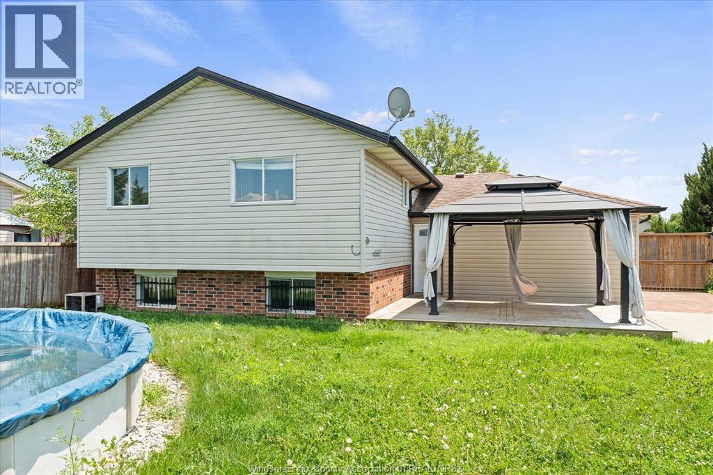 1320 HANSEN CRESCENT - Image 28