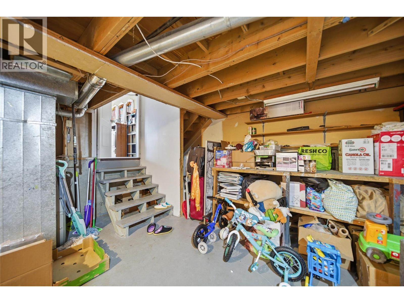 #80 665 MCBETH Place - 27
