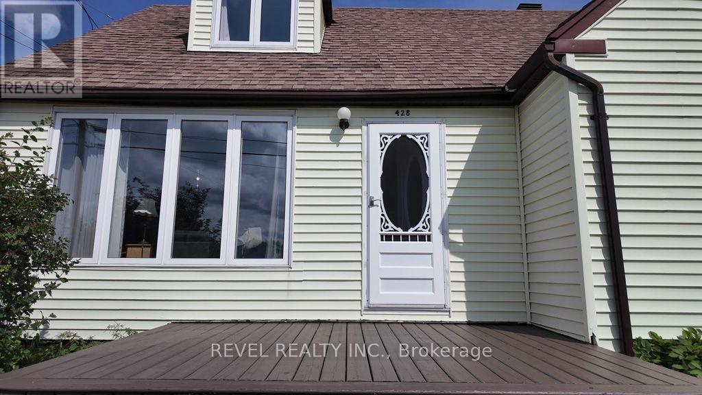 428 ZEALAND AVENUE - 2