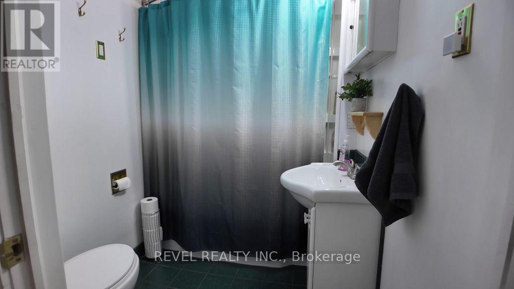 428 ZEALAND AVENUE - Image 26