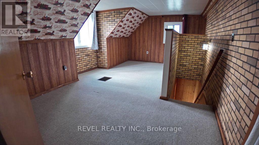 428 ZEALAND AVENUE - Image 32